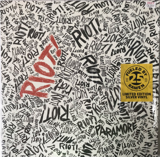 Paramore – Riot!